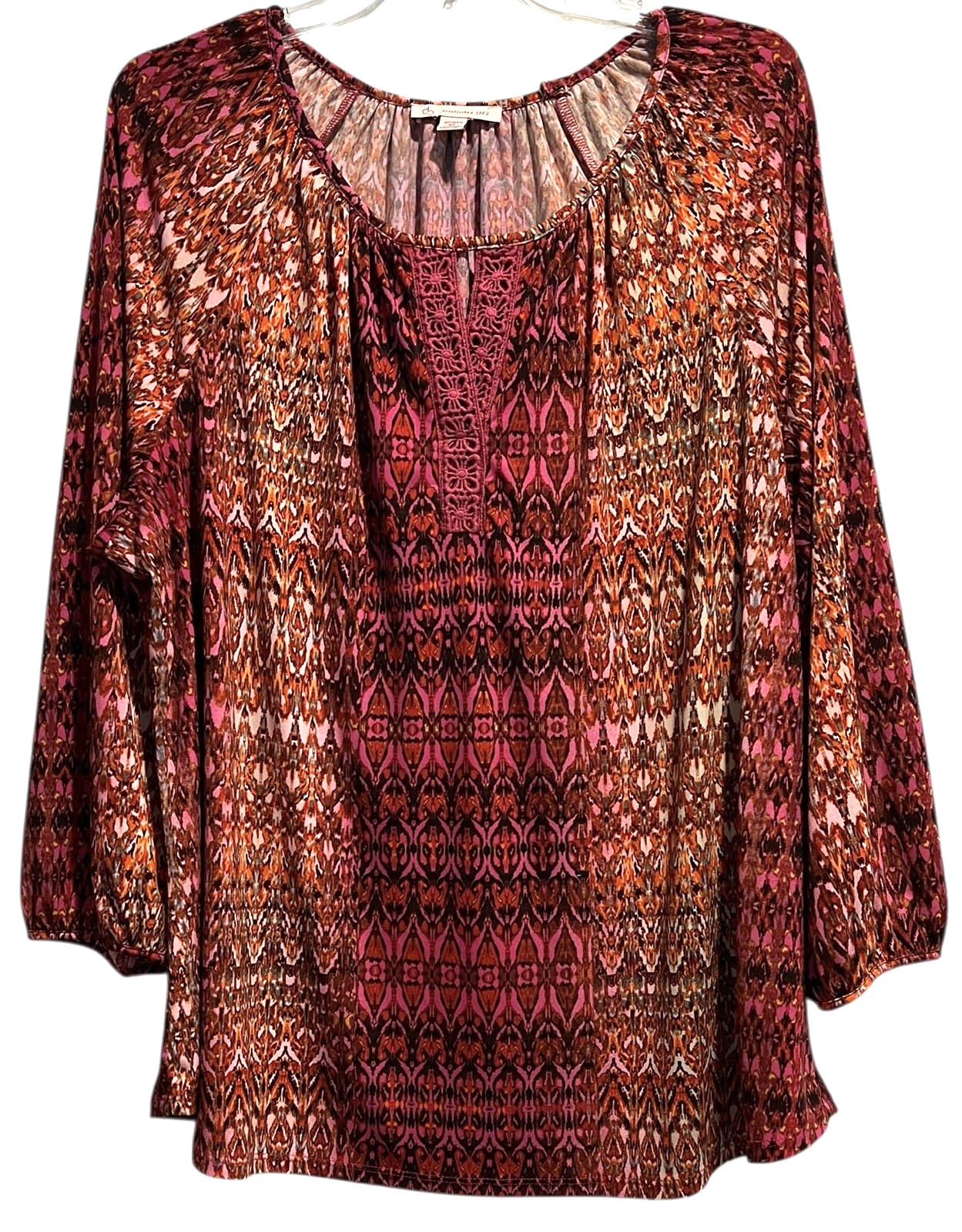 db established 1962 Top Plus Size 2X Red Print Lace Keyhole Neckline 3/4 Sleeves