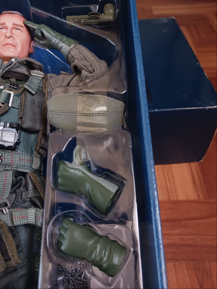 BBI Elite Force 1 6 scale Aviator president George W. Bush BBI Elite Force 1 6 scale Aviator president George W. Bush