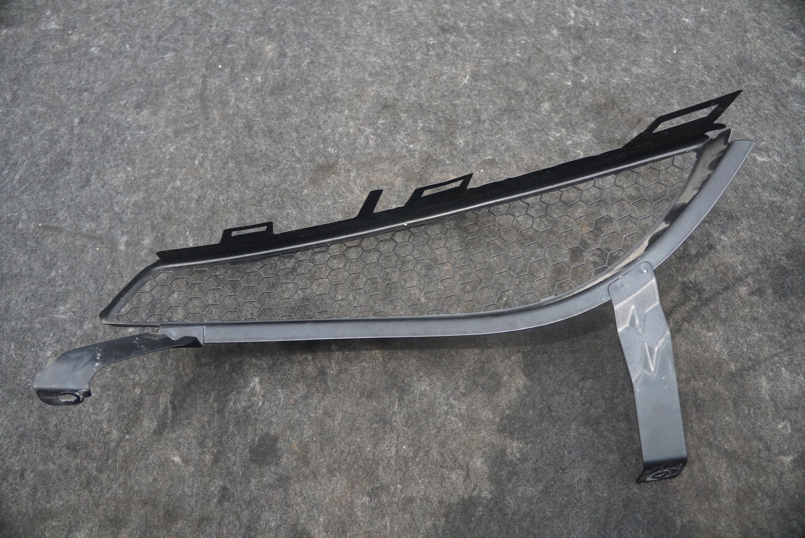 Rear Left Driver Side Bumper Tail Light Grille Mesh OEM McLaren 720S Spider 2020