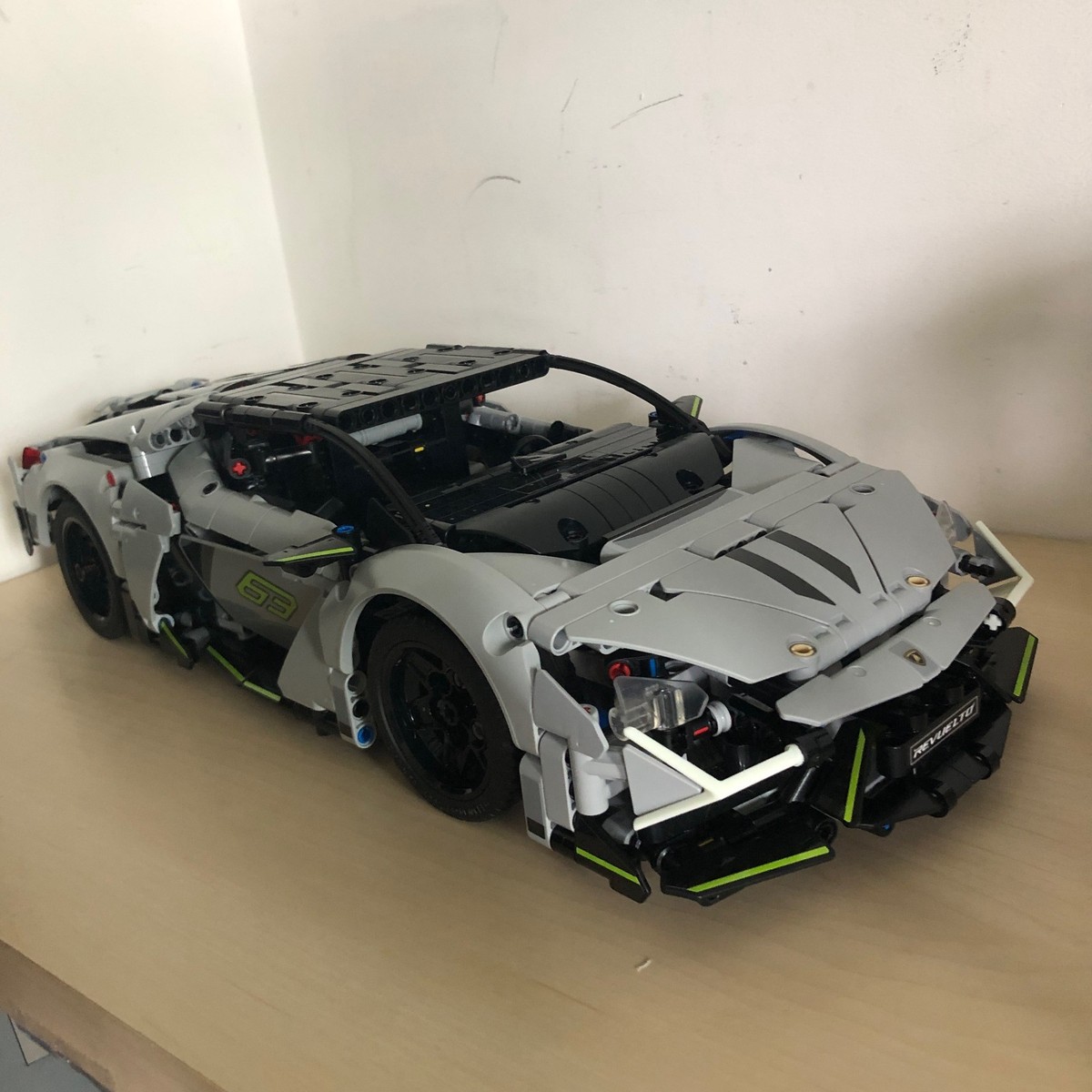 Lego Technic 42214 Lamborghini Revuelto Remote Control LED 100