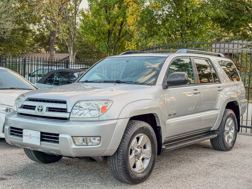 2004 Toyota 4Runner SR5 - Image 4 of 4