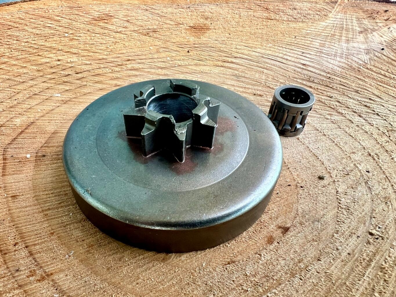 Spur Sprocket 1/4 x8 tooth For Husqvarna T540XP, 540XP Mk I, II, III