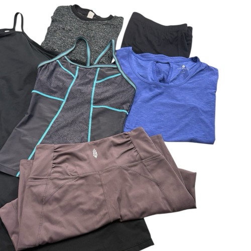 Reseller’s Lot of 10 Preloved Athletic Wear Athleta, prAna, Patagonia, FP, TNF.. - Picture 4 of 24