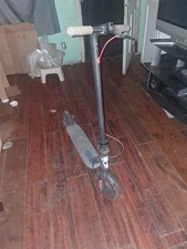 Folding Adult 35km Long Range Electric Scooter 10" Pneumatic tire Urban Commuter