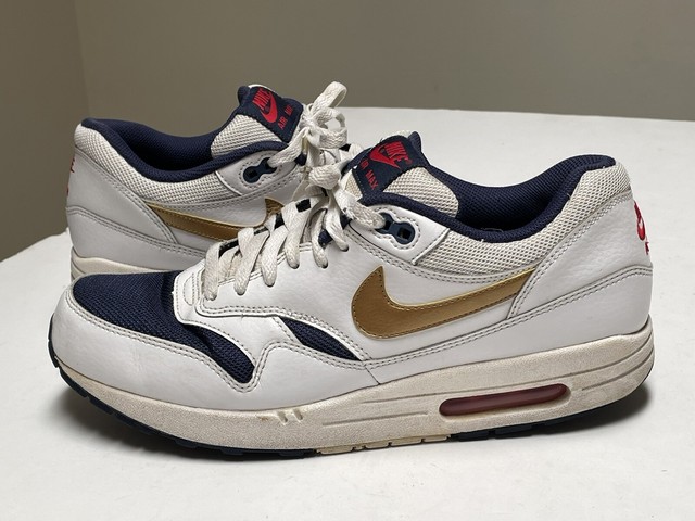 Size 10.5 - Nike Air Max 1 Essential 