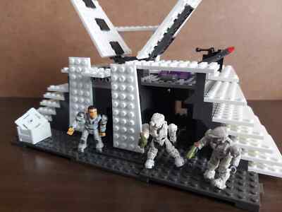 Halo Scene: Custom Build - Mountain Research Laboratory - Mega Bloks