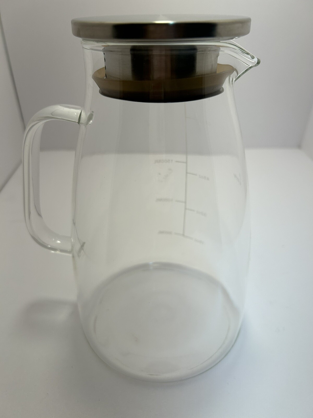 Glass Pitcher w/ Lid, Heat Resistant Water Jug for Hot/Cold Water 68oz