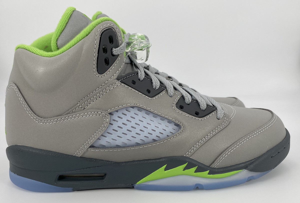 Size 7 Y Nike Air Jordan 5 Retro Green Bean 2022 Release