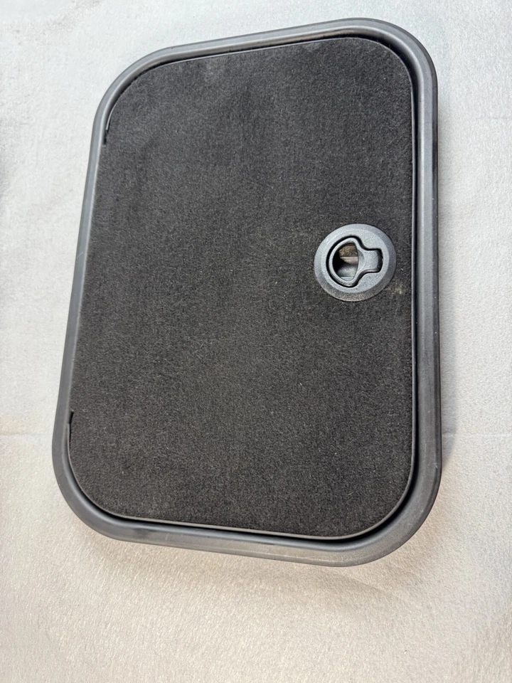 2011-2020 道奇 Journey 地板存储箱盖盖后 2 排脚垫 原始设备制造商 — 第 3/4 张图片