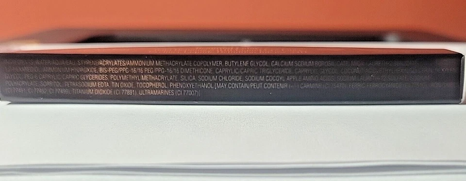 Delineador de ojos líquido Elizabeth Arden hermoso color audaz definición 24 horas, 0,58 OZ NUEVO EN CAJA Foto 3 de 4