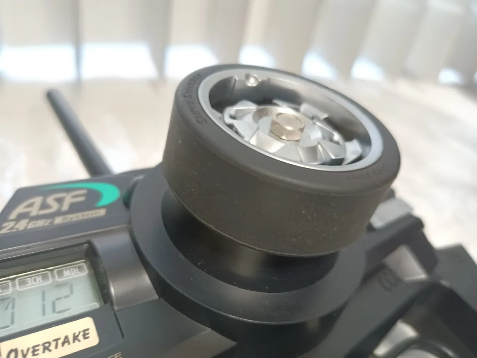 Kyosho EX-5UR Transmitter  Mini-Z ASF 2.4GHz For Mini-Z /dNaNo w/Manual MINT - Image 4 of 4