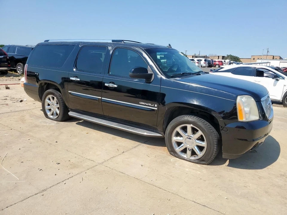 (LOCAL PICKUP ONLY) Passenger Front Door Thru 11/14/10 Fits 07-11 AVALANCHE 1500 - Image 4 of 4