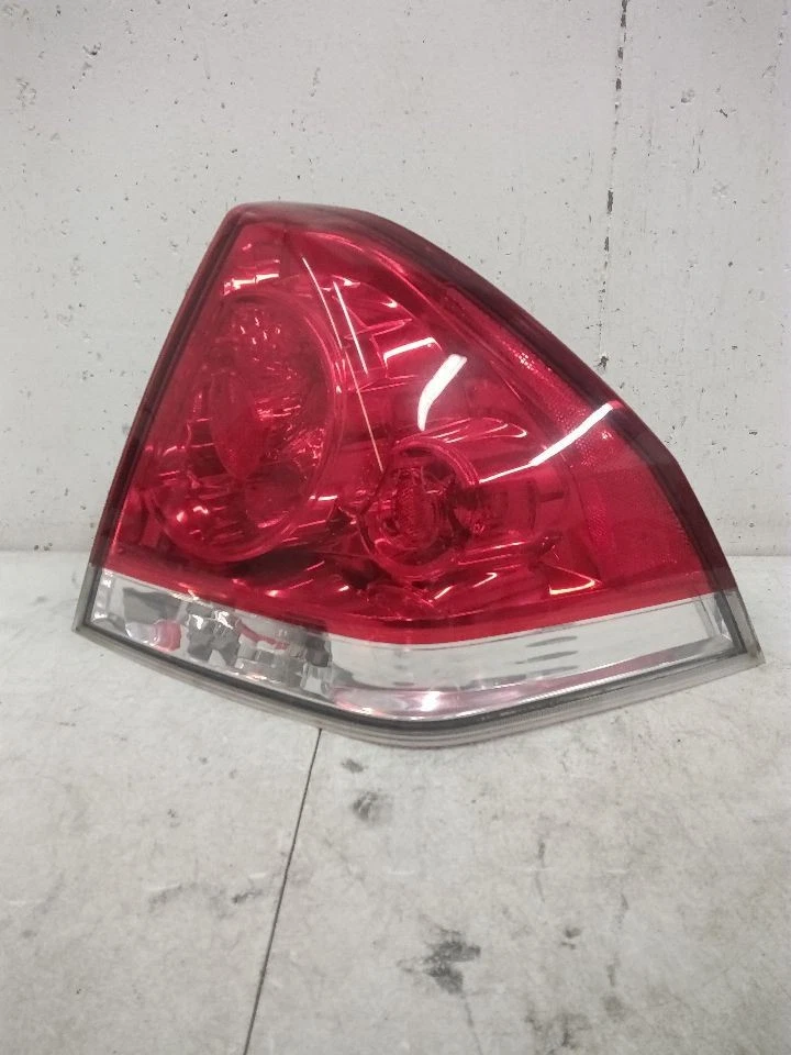 06-08 09 10 2011 12 13 14 15 16 Chevy Impala Passenger Right RH Tail Light Lamp Foto 2 de 4