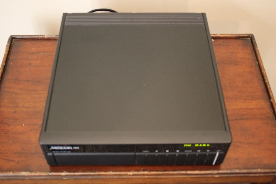 Reproductor de CD Meridian Boothroyd Stuart 588 24 bits para piezas o reparación Foto 2 de 4