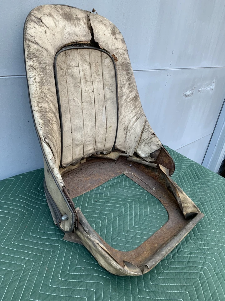 INTERIOR ORIGINAL DO ASSENTO DE PASSAGEIRO AUSTIN HEALEY 100 BN1 BN2 - Imagem 3 de 4