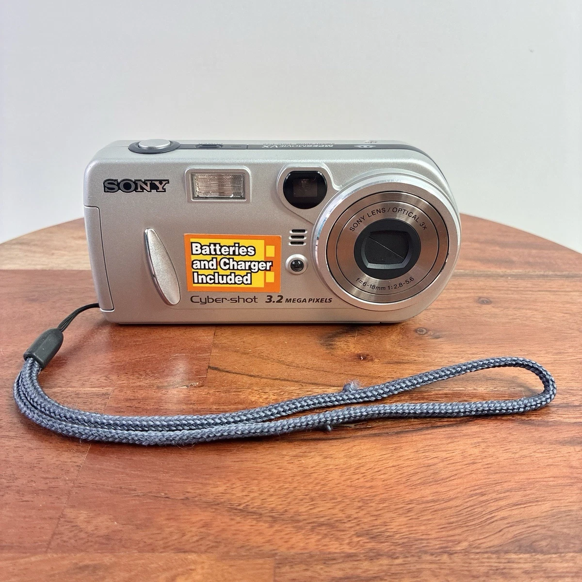 Sony Cyber-shot DSC-P72 Digital Cameras with Built - in Speaker