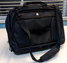 Targus Laptop Computer Bag Notebook Case Corporate Traveler Briefcase Black