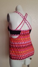 Kenneth Cole Reaction Tankini Swimsuit Top Size M NWT Built In Bra I026