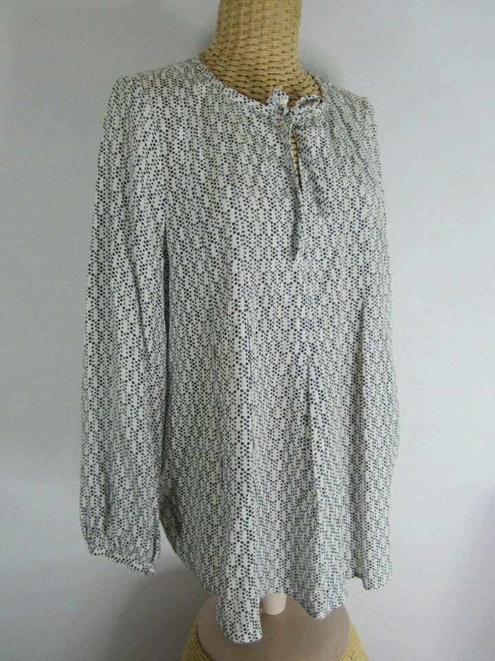 Blusa Top Joie Mujer Pequeña Blanca Azul Marino 100% Seda LS Campesina Boho Lunares Foto 3 de 4