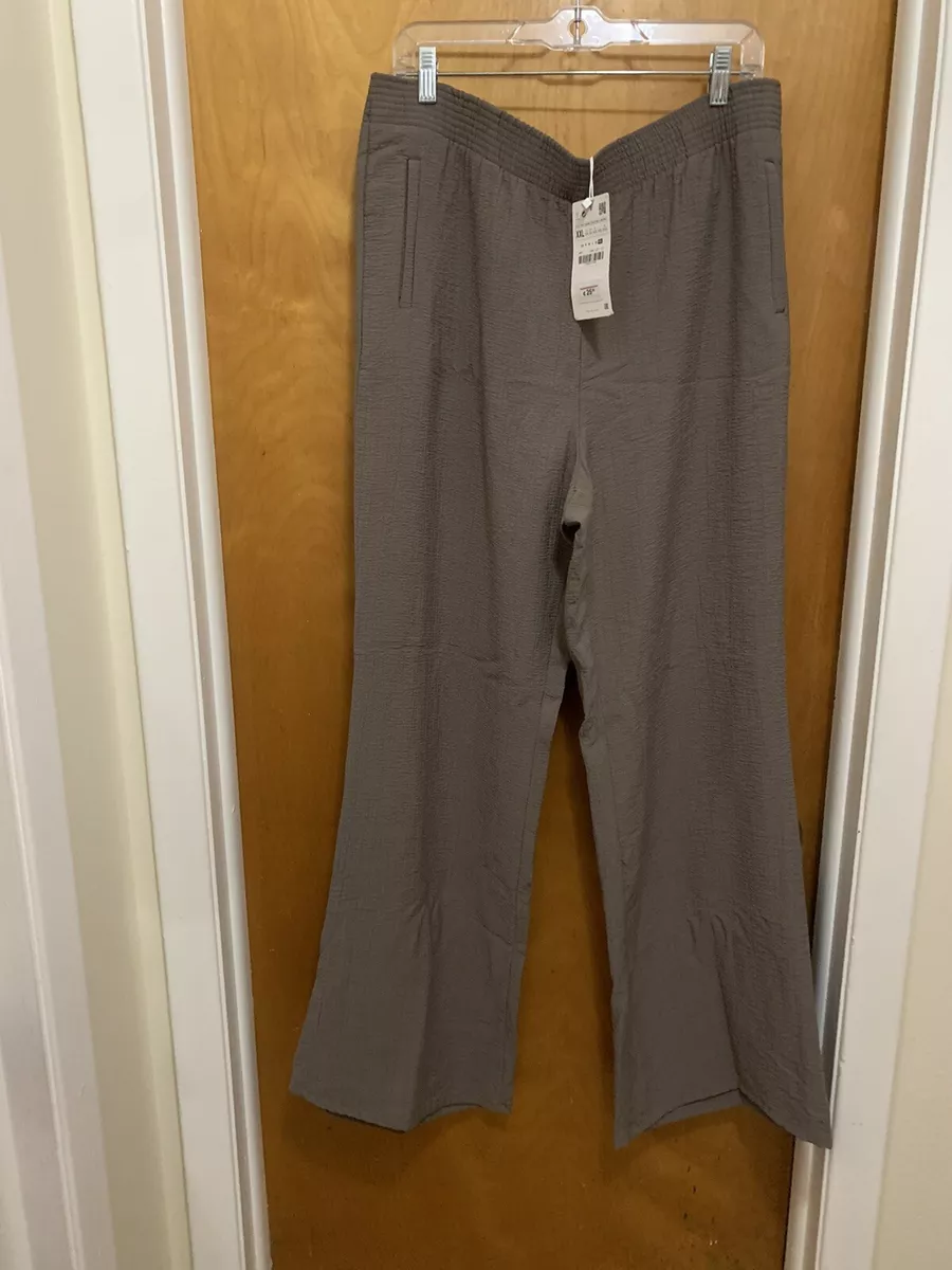 Zara pull outlet on pants