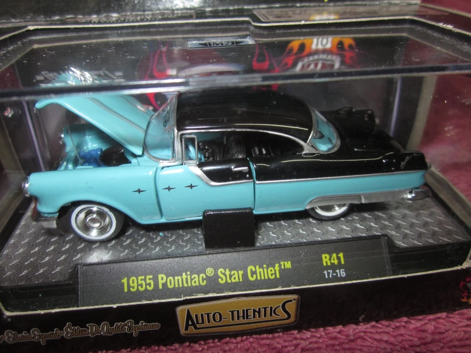 M2 Die Cast 1955 Pontiac Star Chief R41 1:44 Powder Blue & Black #32500 - Image 2 of 3