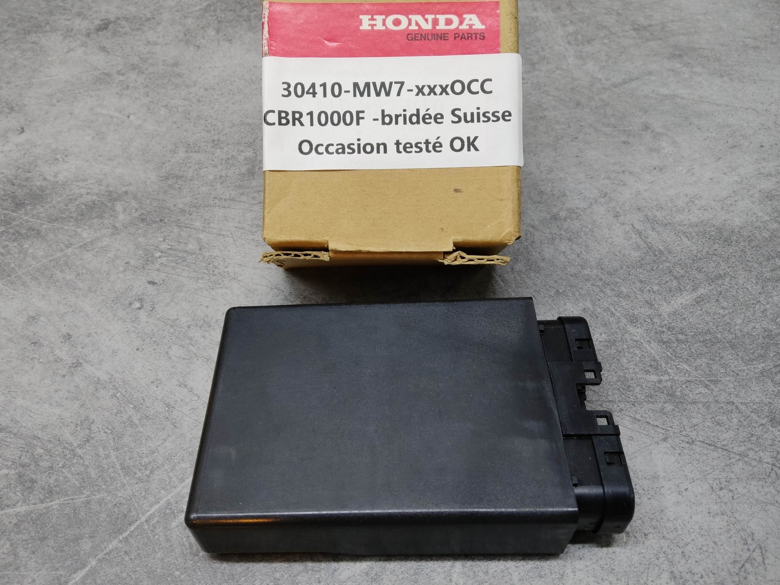 Boitier CDI CBR1000F testé OK pour résoudre les ratés d'allumage