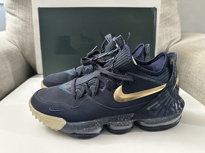 Nike Titan x LeBron 16 Low Agimat Men s Size 10 Basketball Shoes CJ9919-400 Used
