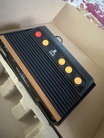 Atari Flashback 4 Classic Game Console Special Edition 76 Built In Games w/ Box