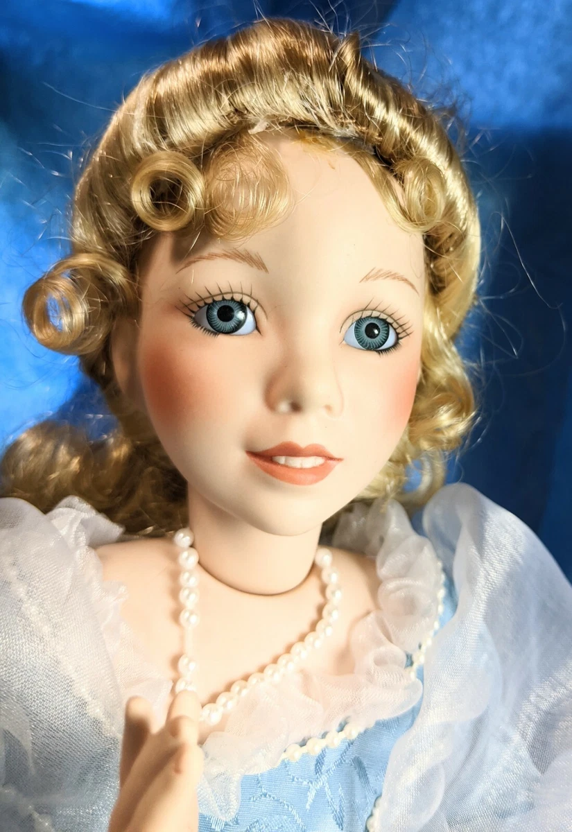 CINDERELLA at the ball ASHTON DRAKE DIANNA EFFNER Porcelain Cloth w Stand COA