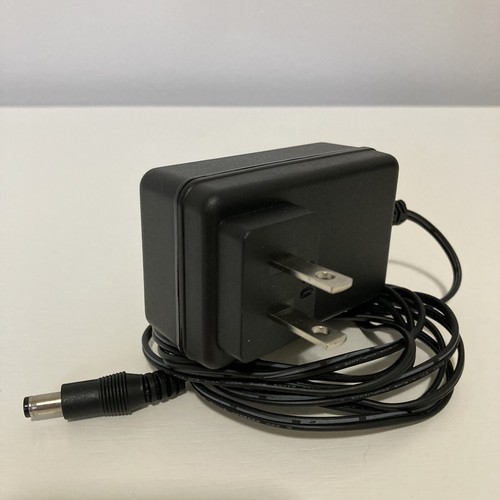 Motorola SURFboard SB6121 575186-017-00 Cable Modem with Power Supply - Picture 17 of 17