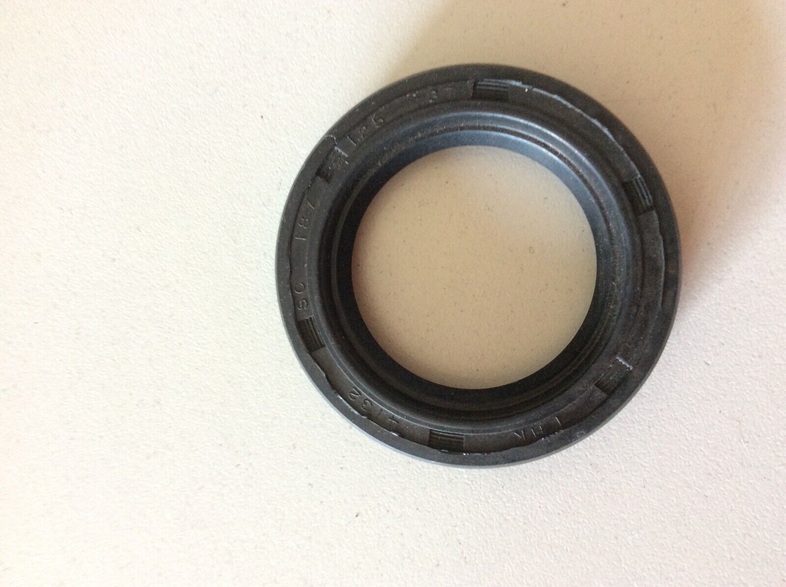 IMPERIAL OIL SEAL R21 NITRILE 162X225X037 eBay