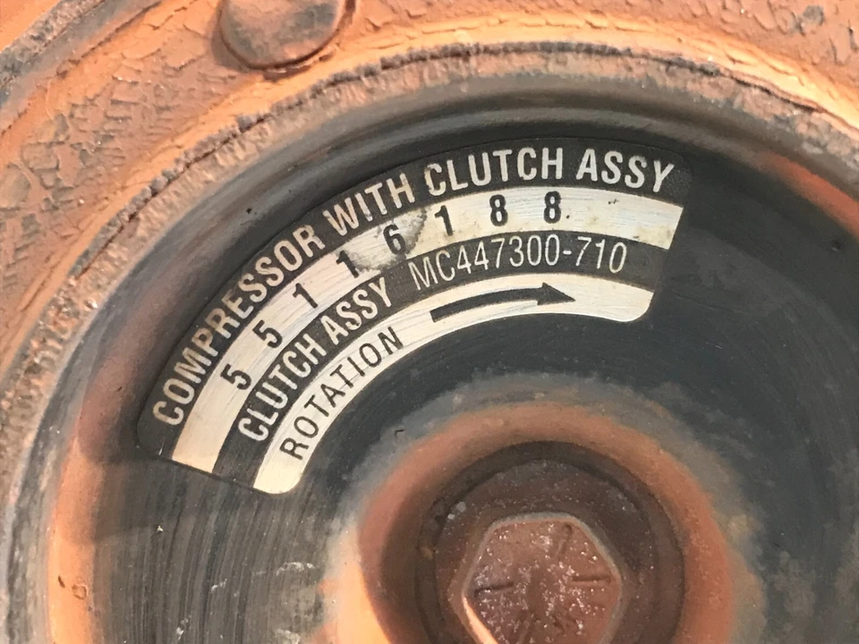 93-98 Jeep Grand Cherokee 1993 Jeep Grand Wagoneer AC Compressor - Image 3 of 4