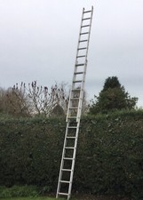 Ladder Aluminum 2 Section 26ft  32 Rungs