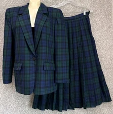 Pendelton Skirt Suit Set Womens Size 10 Wool Plaid Pleated Knee Length USA