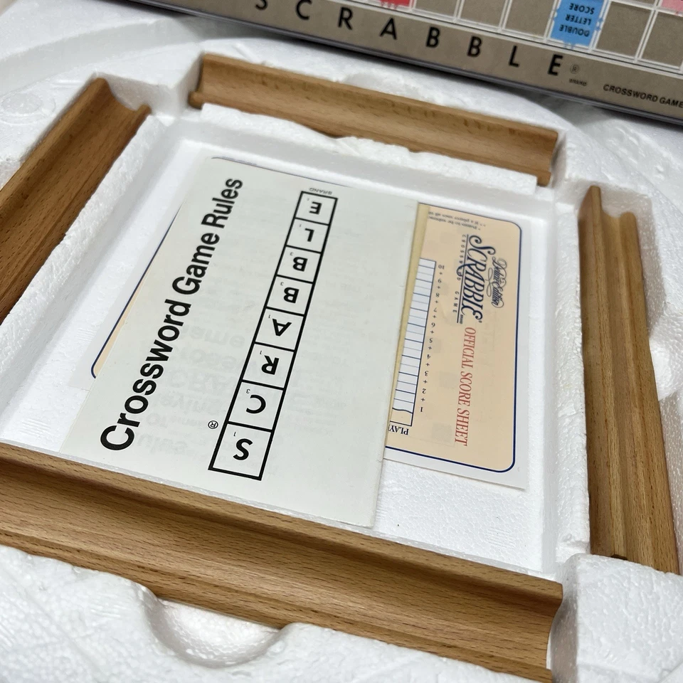 Vintage 1977 Scrabble Deluxe Edition Crossword Game Turntable Base Complete - Image 4 of 4