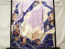 Elegant Long-Sleeve Kimono with Embroidery Imperial Car Motifs