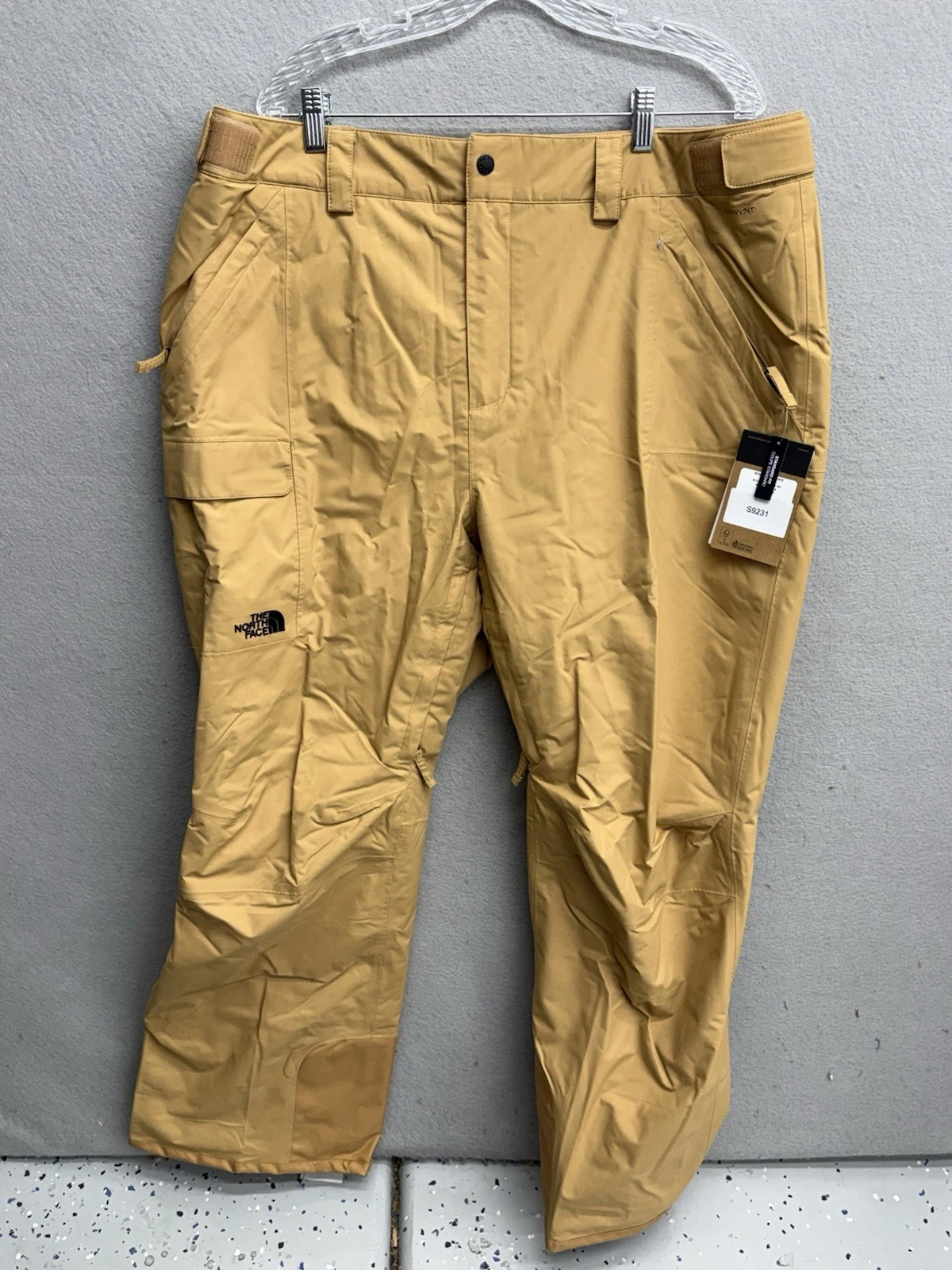 NEW The North Face Freedom Women Insulated Pants 1X Almond Butter Snow Ski