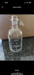BRAND NEW HALLOWEEN SPYDER VENOM DECORATIVE GLASS BOTTLE 