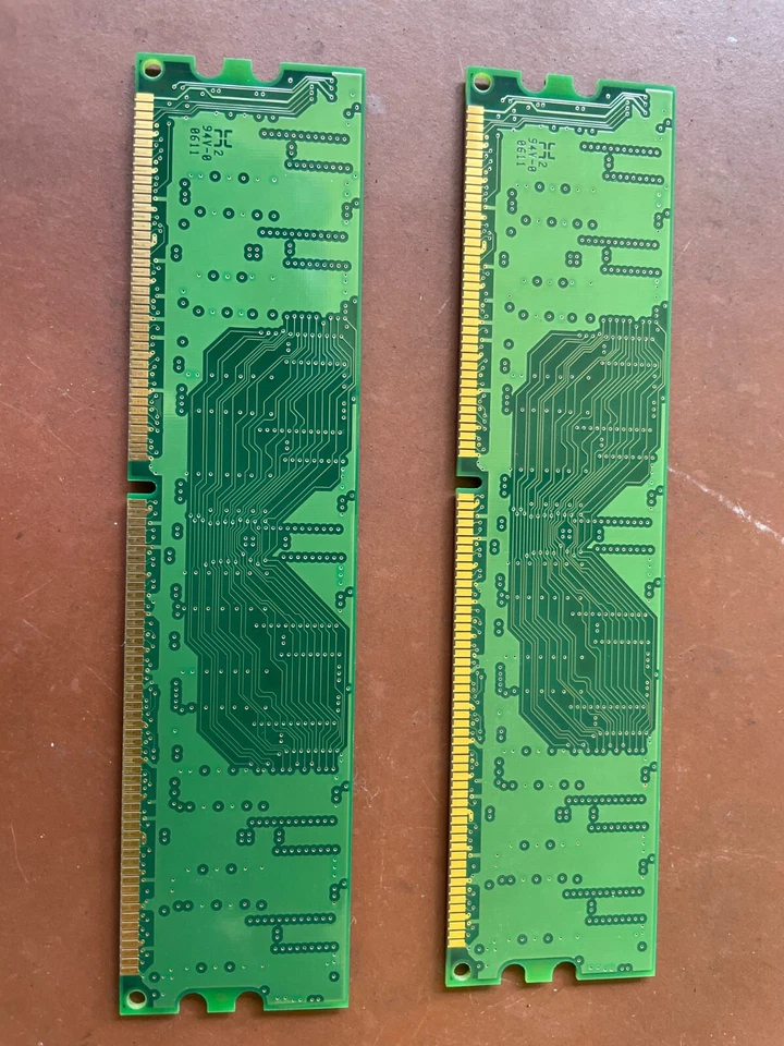 ProMos V826632K24SCTG-D3 256MB DDR-400 (PC-3200) PC-3200U RAM Memory - Image 2 of 2