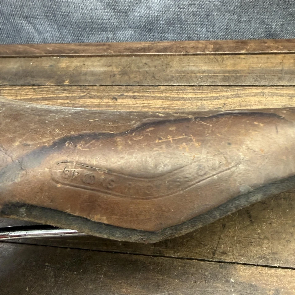 老式 Brooks 专业皮革自行车鞍座粗糙座椅铜铆钉英格兰 — 第 2/4 张图片