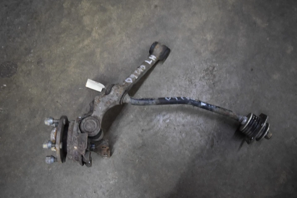 Pontiac GTO 2004 2005 2006 brazo de control del conductor delantero izquierdo husillo 04 05 06 Foto 2 de 4