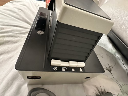 Rollei P11 Slide Projector Franke Heidecke In Mint Condition W Original Case - Picture 9 of 24