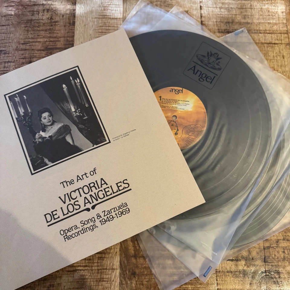 Victoria De Los Angeles – The Art Of Victoria De Los Angeles BOX SET 3 VINYL LP - Image 2 of 4
