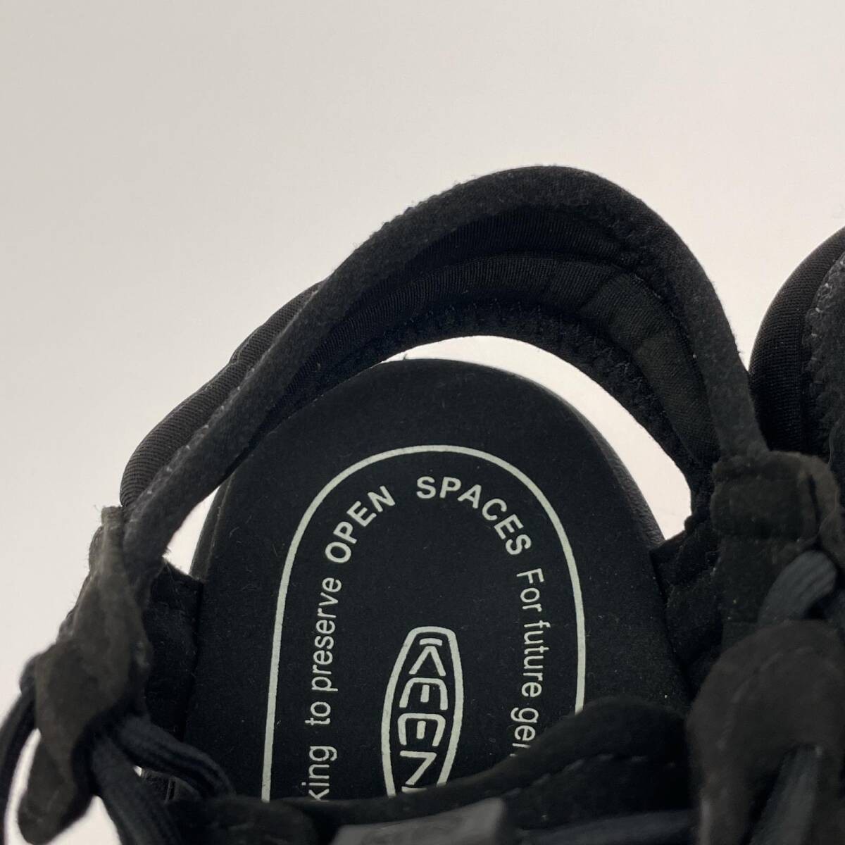 Sandali Keen neri 24 5 cm usati con usura e piccolo sporco