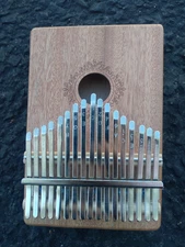 17 Key Kalimba Thumb Piano