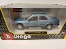 Burago BBurago Mercedes Benz 190E 2.6 metallic blue 1984 1/24 18-21103BL