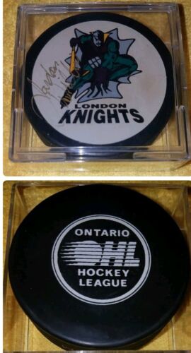 VINTAGE OHL LONDON KNIGHTS Jordan Willis signed HOCKEY PUCK NO COA - Picture 1 of 5
