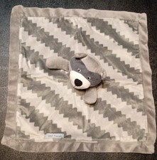 Carters 2012 Pre-Owned Raccoon Gray Zigzag Pattern Security Blanket
