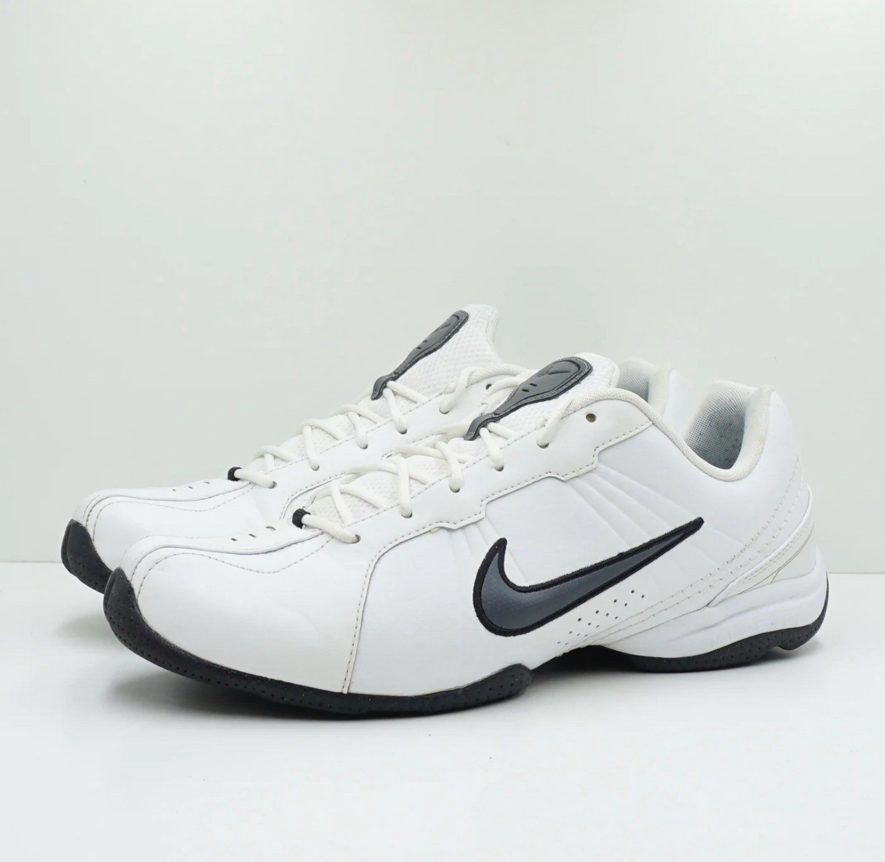 SAOLA Sneakers Nike Affect III in pelle da uomo bianche taglia 9 5