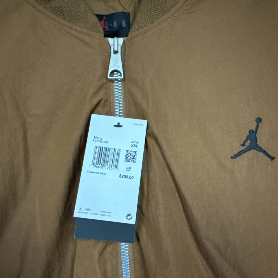 Chaqueta de bombardero Nike Air Jordan Essentials Renegade verde, talla 2XL, FB7316-281 Foto 4 de 4